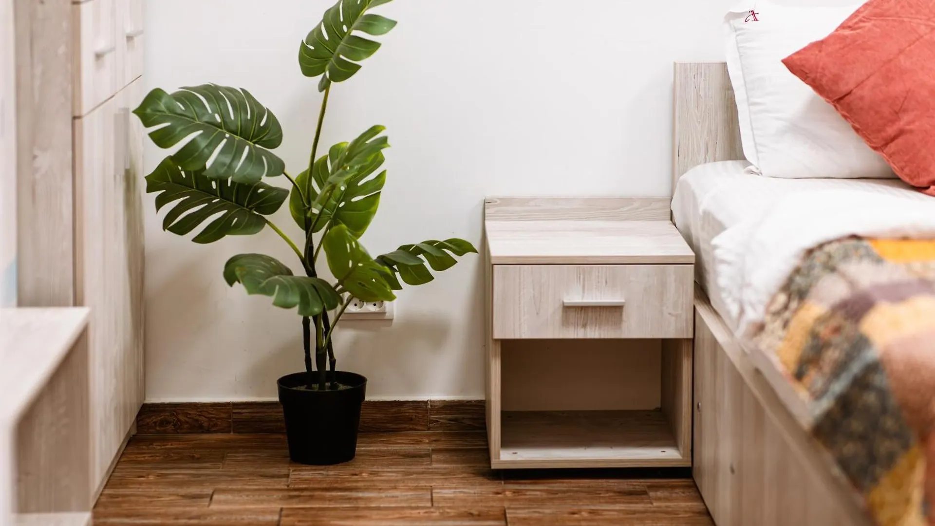 Zen Studio 2 With Balcony بوخارست رومانيا