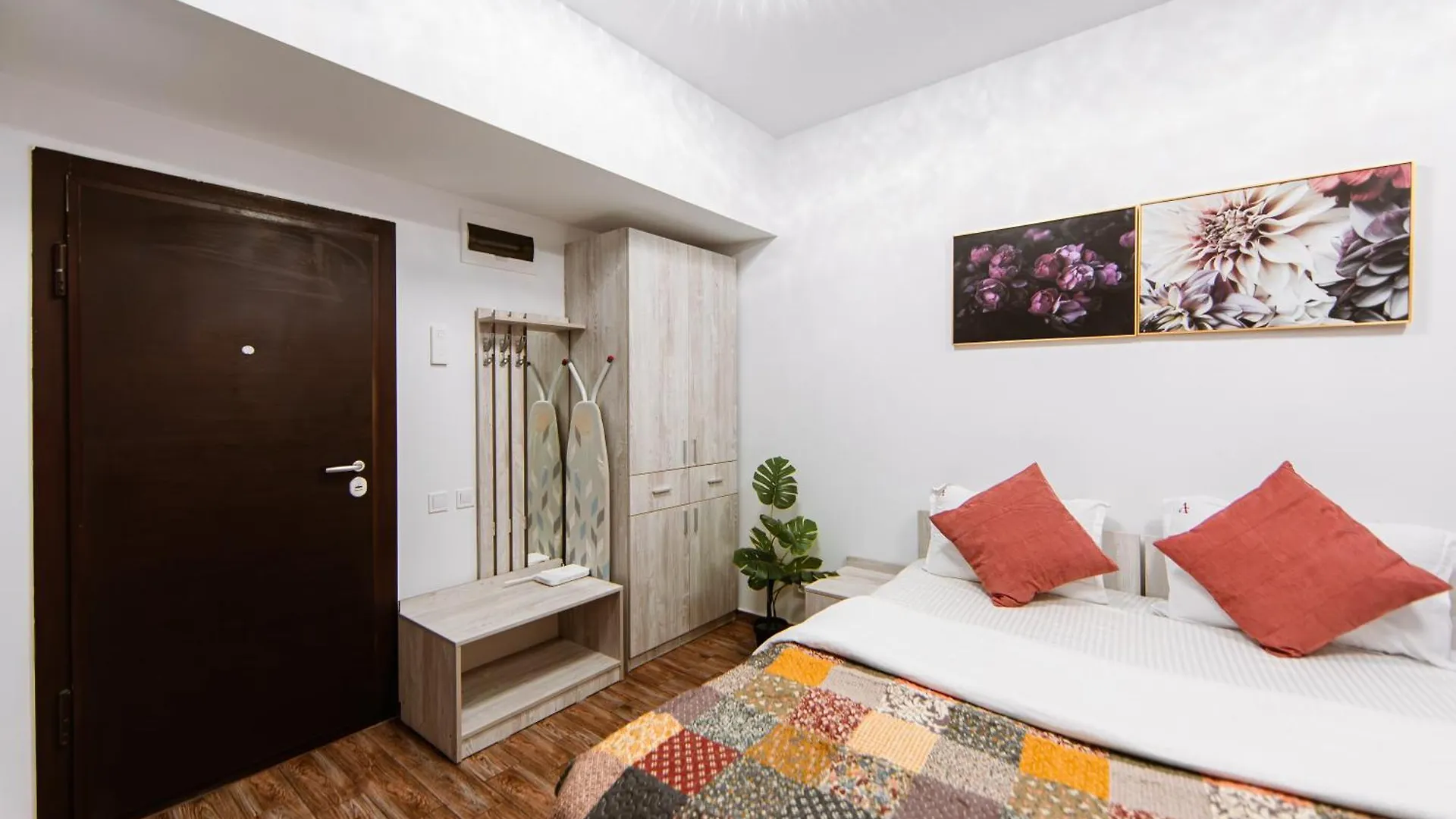 Zen Studio 2 With Balcony Bucharest 0*,